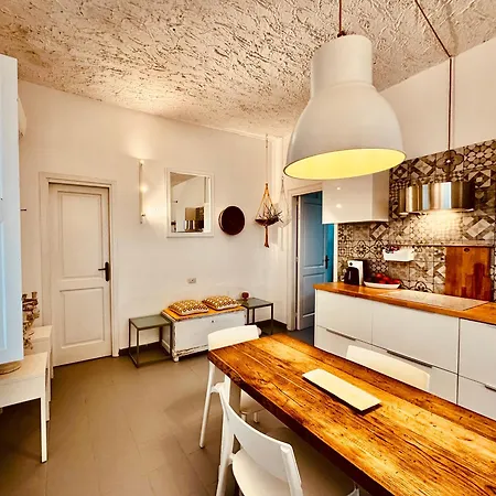 Via Marina Apartment